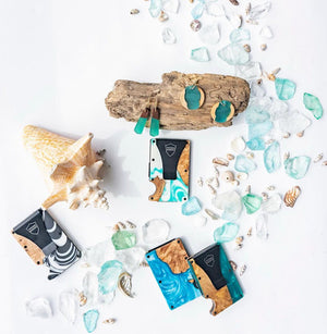 Wood and Resin Smart Wallet (Blue)