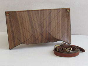 Wooden Handbags: The Vivienne Collection (Le Grand Walnut) - Wooden Element